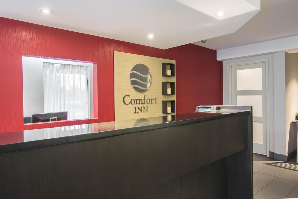 Comfort Inn Airport East Quebec Exteriér fotografie